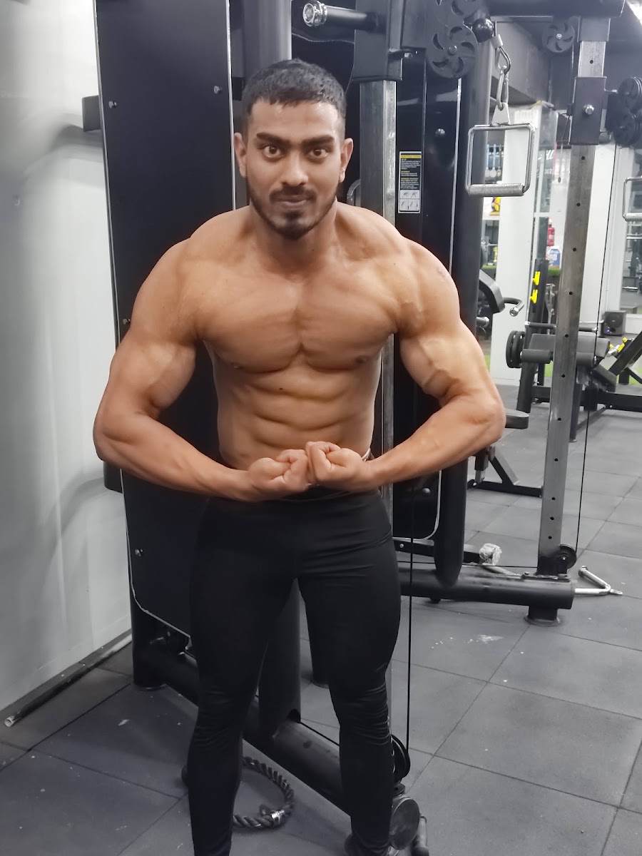AK Fitness Studio gym facility photo 5