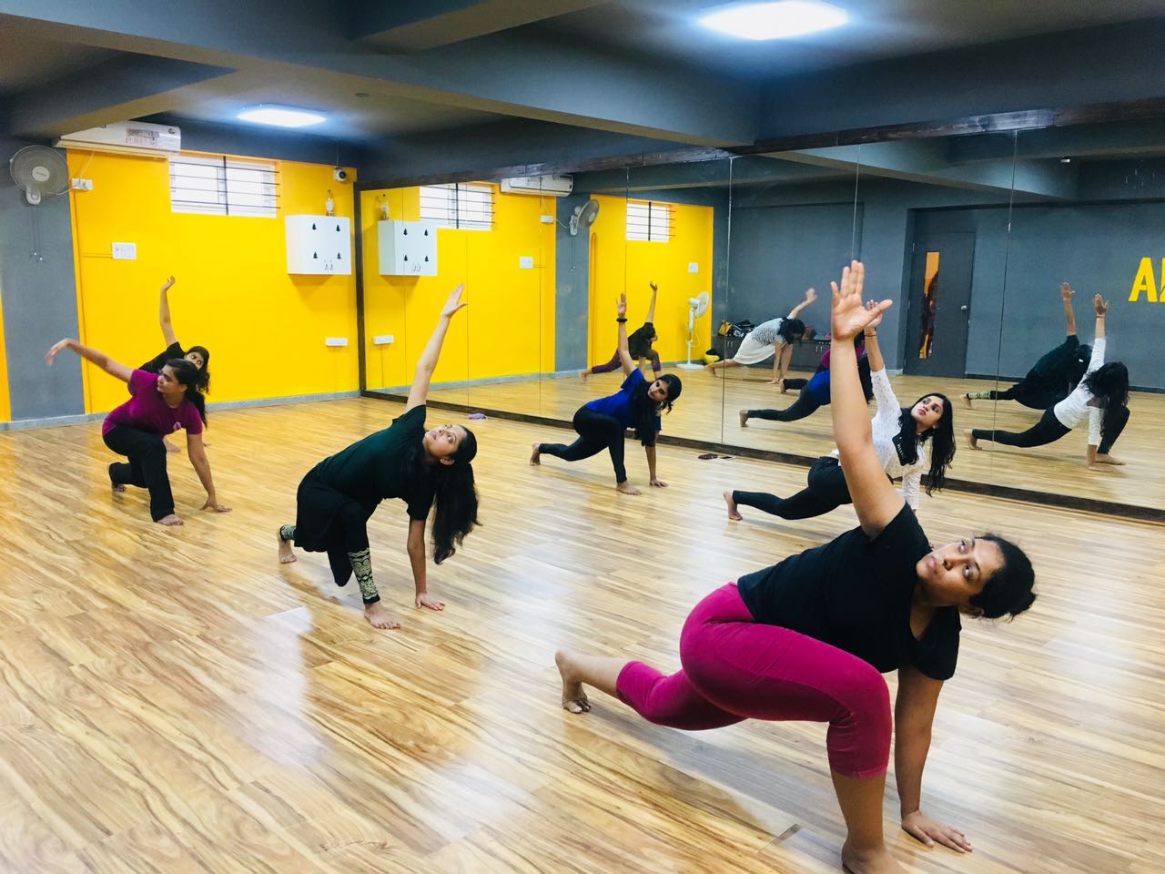 DNA Dance N' Addiction Studio gym facility photo 3, 1st floor, 1070, 24th Main Rd, opposite Karnataka bank, 1st Sector, HSR Layout, Bengaluru, Karnataka 560102, India