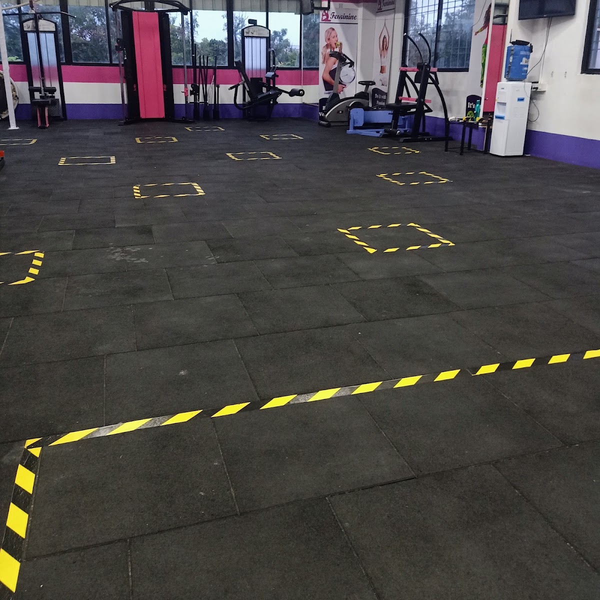 FEMININE WOMEN'S ONLY GYM gym facility photo 4, Vihara North gate, 4c-323, opposite to Jal Vayu, HRBR Layout 3rd Block, HRBR Layout, Kalyan Nagar, Bengaluru, Karnataka 560043, India