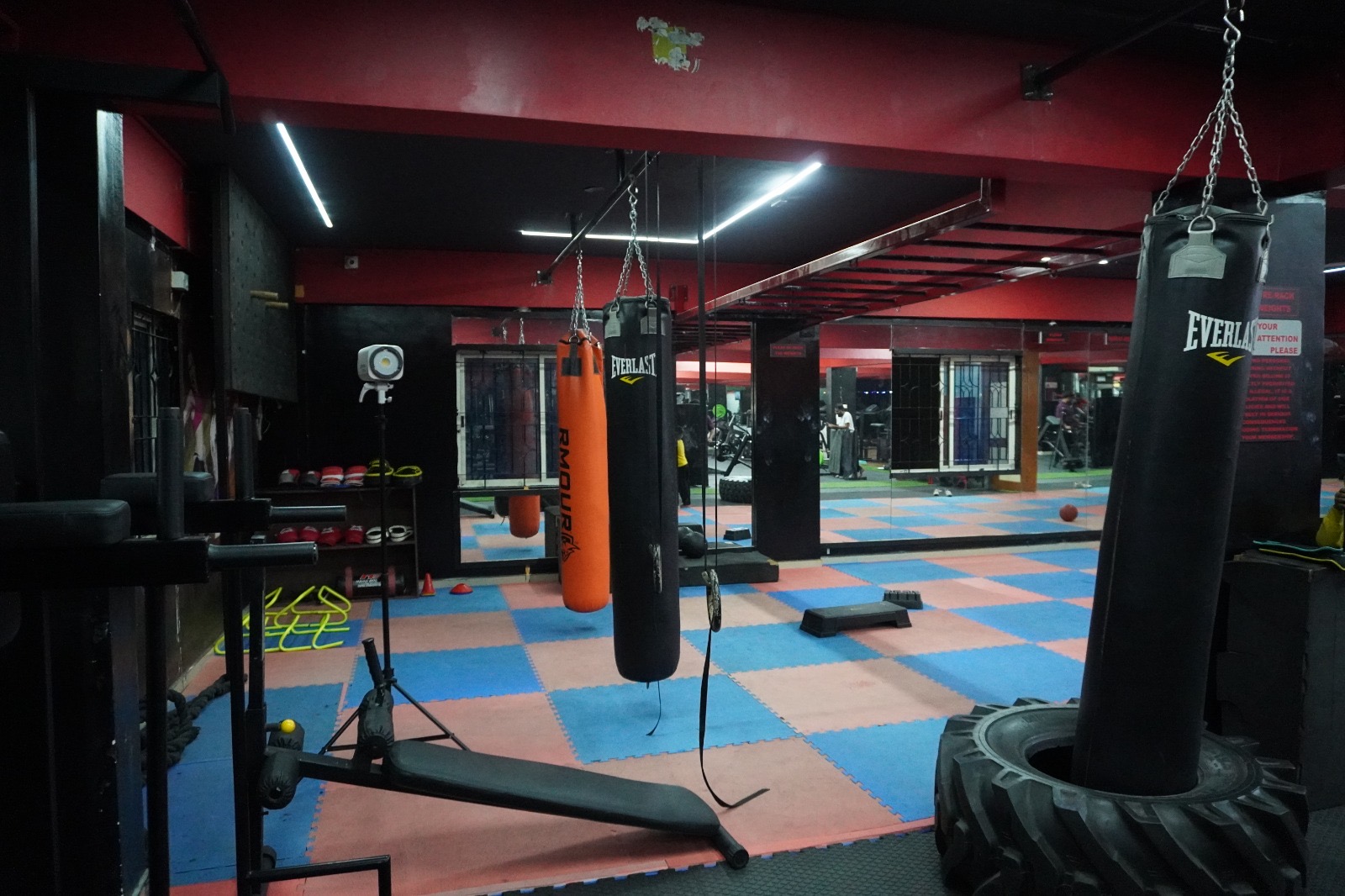 Flux.fit GYM gym facility photo 2, V P MULTIZONE,5th Main Rd, 9th Main Rd, Ramamurthy Nagar, Bengaluru, Karnataka 560016, India