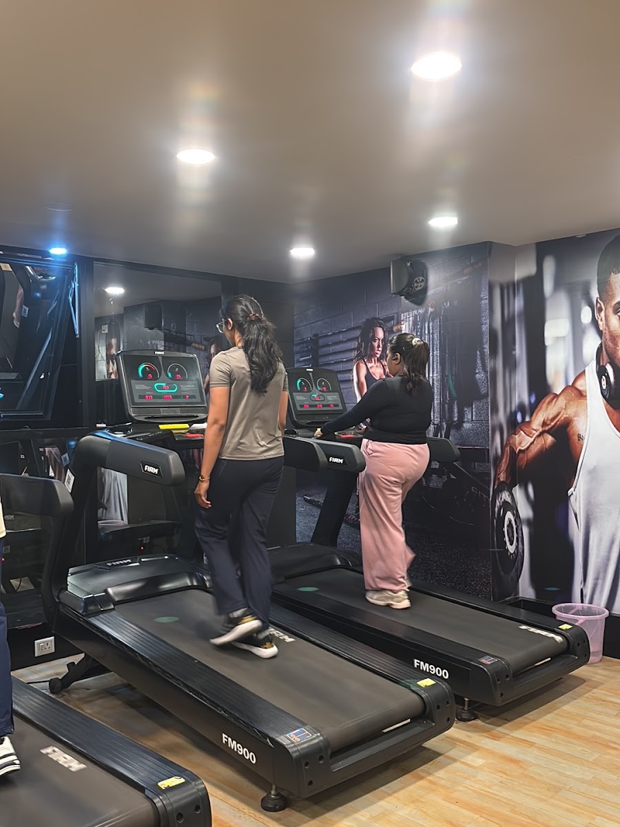 Health & Fitness GYM gym facility photo 4, 18, 1st Cross Rd, KHB Colony, Koramangala 8th Block, Koramangala, Bengaluru, Karnataka 560030, India