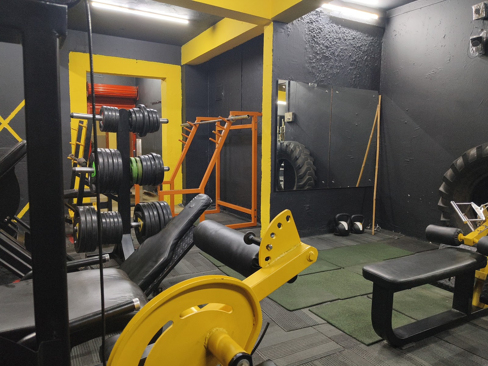 R.D.X POWER FITNESS gym facility photo 2, No 216, 8th cross, 1st Main Rd, opposite IDC Hotel, Sampangi Rama Nagara, Bengaluru, Karnataka 560027, India