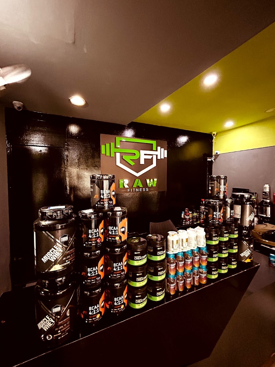Raw Fitness _Best Gym In Richmond Town| Unisex gym gym facility photo 4, 1st floor, 18/1, Alexandria St, above royal mart supermarket, near Richmond Park, Richmond Town, Bengaluru, Karnataka 560025, India