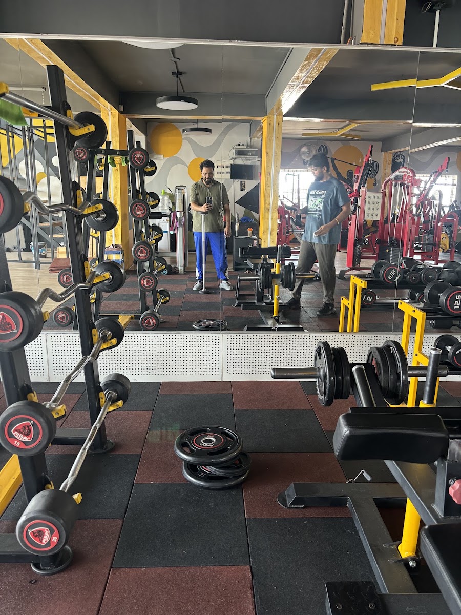 Sutra Fitness Sarjapura gym facility photo 1, 4th Floor, HNR COMPLEX, SBI Bank Building, above SBI Bank, Sarjapura, Karnataka 562125, India